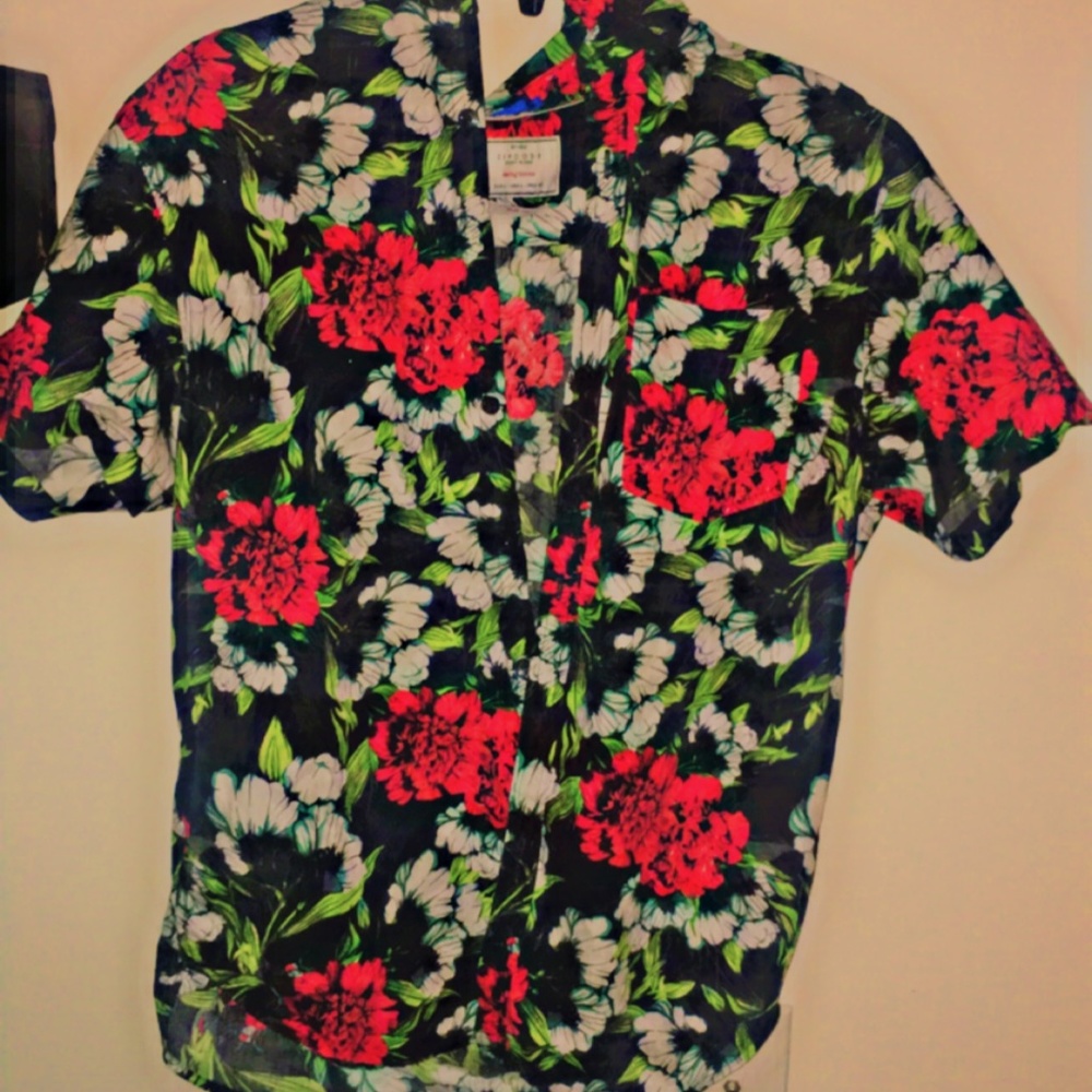 Rose button up - Picture 2 of 4